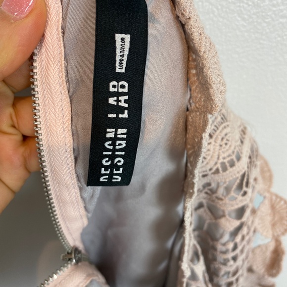 Design Lab Lord & Taylor Lace Crop Top Mauve Tan Women’s Size XS - Picture 6 of 8